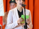 Recitatorka Gala Simčič.