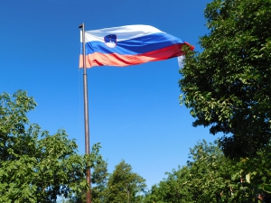Dvig zastave na Sabotinu