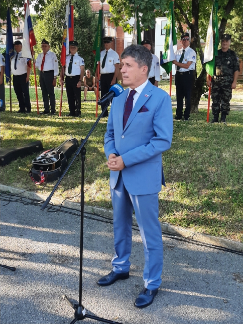 Slavnostni govornik Mag. Borut Sajovic obrambni minister Republike Slovenije