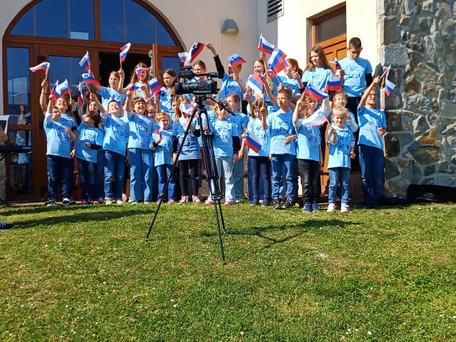 Pevski zbor osnovne šole Vogrsko