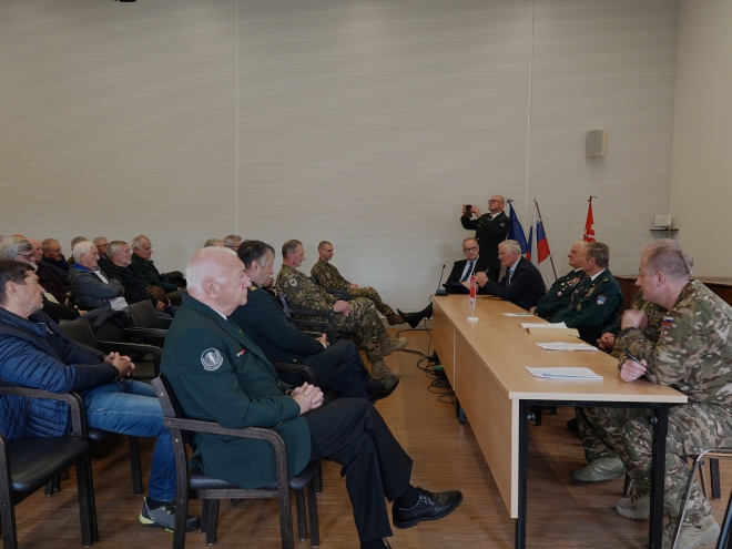 Akterji okrogle mize PREMIK 91