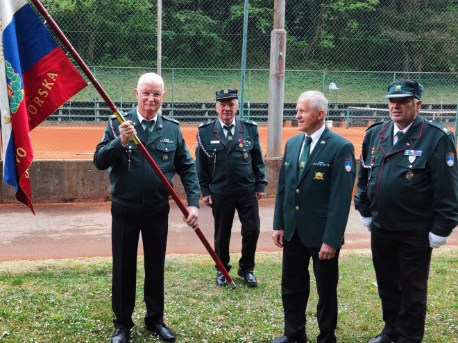 Primopredaja praporja PO ZVVS SP
