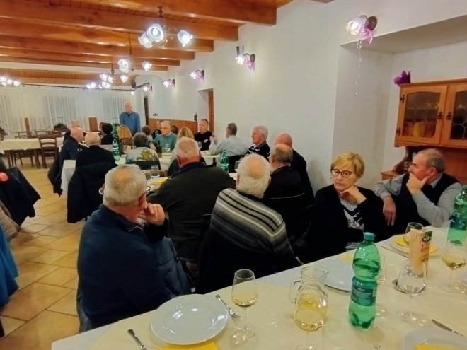 Udeleženci večerje