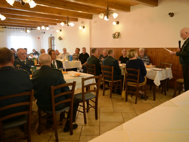 Prisotni člani na zboru